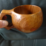 💗　　茶色い真桑の木の一木彫りコーヒーカップ　