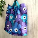 【再販】撥水加工のエコバッグ  北欧風  大きめ　【5101-大花柄パープル系】