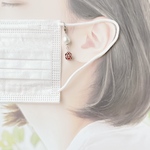 薔薇のマスクチャーム