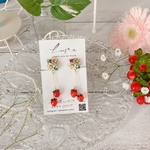 再販×4♡いちごの花といちごのゆらゆらピアス(イヤリング) 