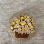 リネン生地刺繍ブローチ