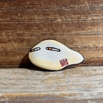 ブローチ「もったり」