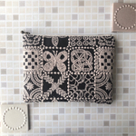 forest  tile フォレストタイル　コスメポーチ  チャコール　18 ミナペルホネンの刺繍生地　