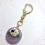 名前入り☆little flowerブルーベリーケーキのキーホルダー