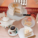 ミニチュア　フェイクスイーツ　桃のケーキ