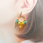 （送料無料)　ウクライナの国旗色・ティアドロップ・スタッドピアス⑧　※マスクチャーム・イヤリングに変更可能