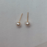 おまんじゅうパールピアス