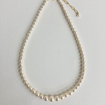 貝パールグラデーションネックレス/約5x9ｍｍ約40cm+5cm/ホワイトベージュ/G/made in japan
