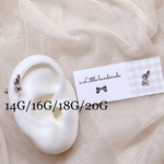 🐰アンティークシルバーうさぎさん軟骨ピアス 14G/16G/18G/20G🐰 ウサギ ラビット 量産型 地雷系 トラガス ヘリックス コンク