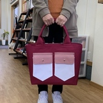 V  LINE バッグ　エンジ＆ピンク　フラップポケット