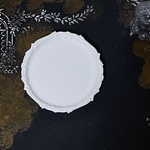 再販2 ♡ アンティーク調　白いプレート　清楚　アロマストーン