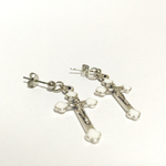 クロスメダイピアス