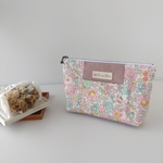 liberty fabric・マルチに使える大人可愛い切り替えポーチＭサイズ