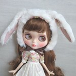 再出品346.※白のファーのタレ耳うさぎの帽子※ブライスアウトフィット※