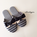 blackbeigeリボンスリッパ グレーボーダー