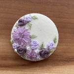 ビーズ刺繍くるみボタン（ヘアゴム/ブローチ）