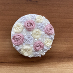ビーズ刺繍くるみボタン（ヘアゴム/ブローチ）