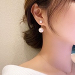 パール＆チェーンパールキャッチ（ピアスのみです）　　　〇シック〇小振り◯小ぶり〇軽い〇春○ silver925◯シルバー◯パール○ビジュー　〇人気〇ランキング
