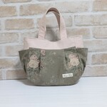 ＹＵＷＡ布のグラニーバッグ、トートバッグ花柄グレーベージュ