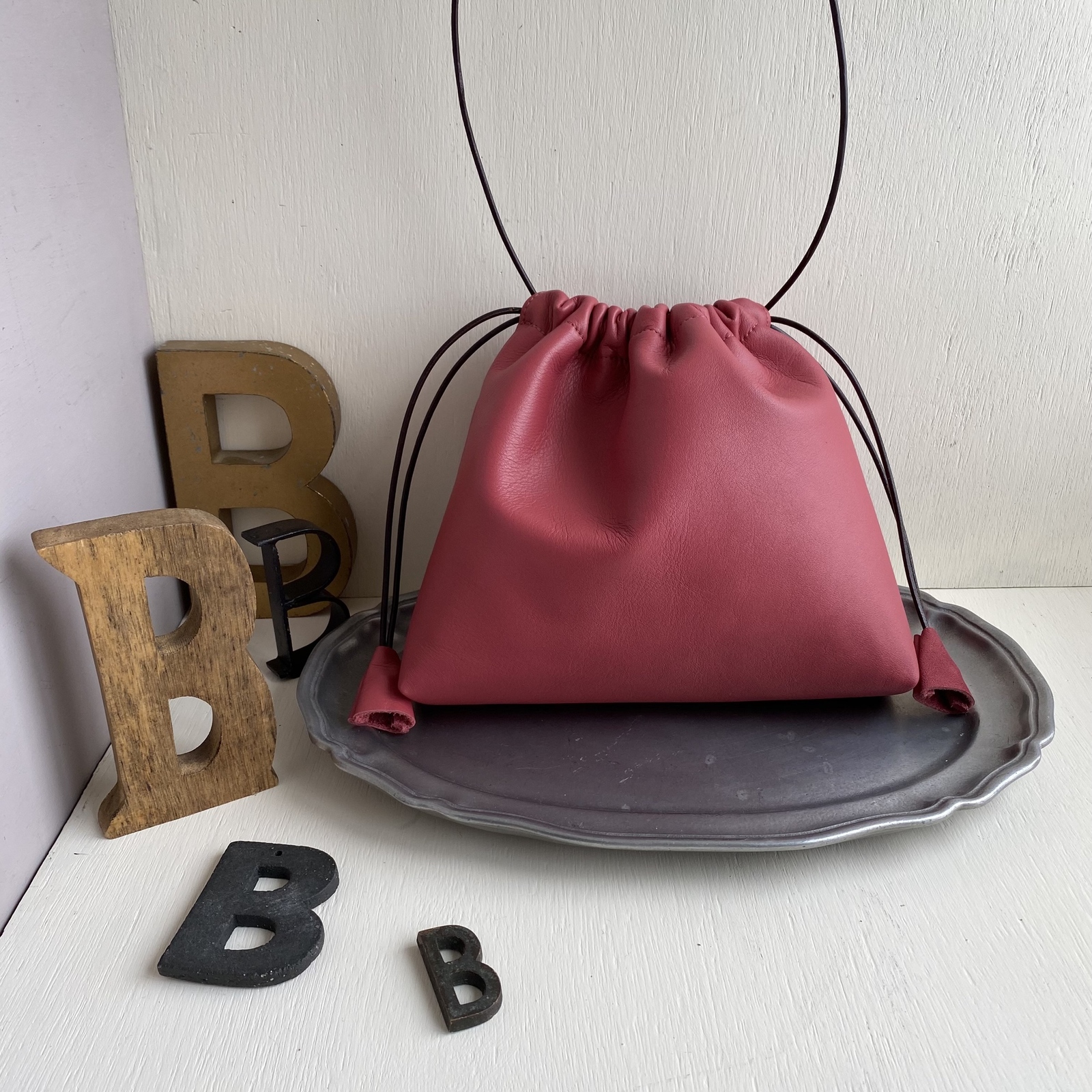 □レザー2way 巾着バック ショルダーバッグCinnamon Satin □大人