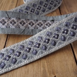【1mカット済み】シルク　インド刺繍リボン   【グレー】
