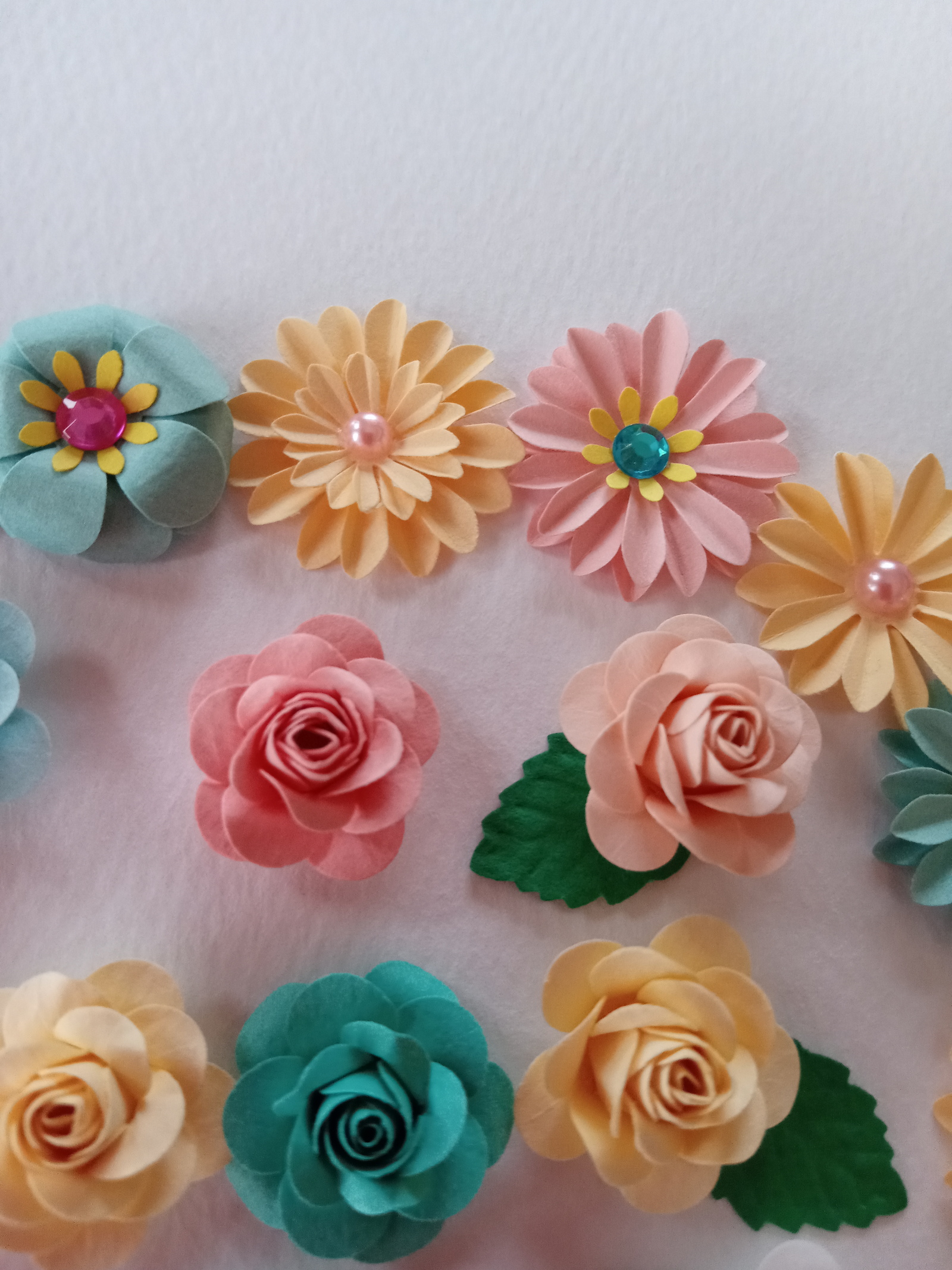 薔薇のお花モチーフ付きドイリーNo1＊ピンク系薔薇・ビオラ