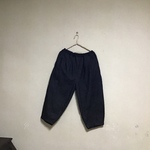 デニム魔法のバルーンパンツ