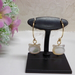 １４Kgf　猫ピアス♡マザーオブパール♡