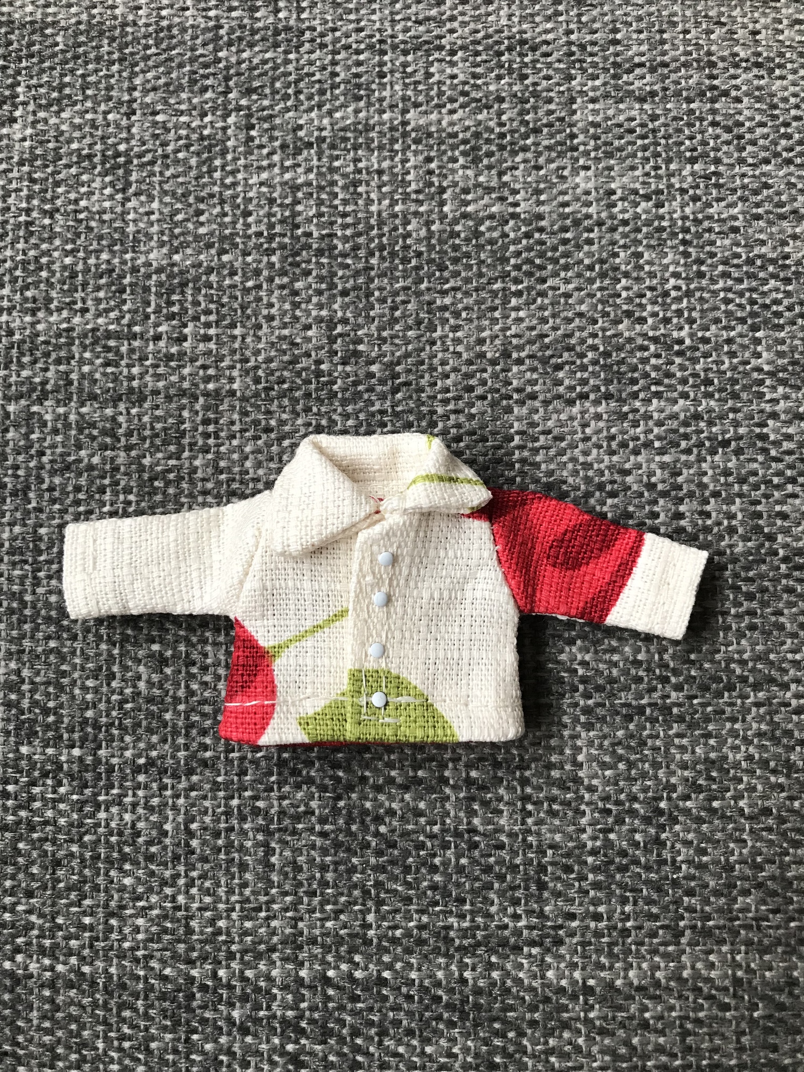 充実の品 ハンドメイド オビツ11 ob11 服 ベジュー 長袖シャツ 翌日発送 おもちゃ/人形 充実の品 ハンドメイド オビツ11 ob11 服 ベジュー 長袖シャツ 翌日発送 おもちゃ/人形