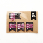 ▼▽▼SIMPLE!COOL!BLACK!FLAG!　日付シール*4月▼▽▼