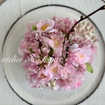 【早割】⭐︎桜🌸シリーズ⭐︎咲き続ける八重桜とローズヒップの可愛いいラウンドアレンジ（光触媒コーティング）