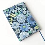 文庫本ブックカバー　青と黄の花
