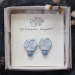 : : : 陶土の草花耳かざり : : : 938（ピアス／イヤリング）