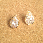 キラキラシェルの雫ピアス
