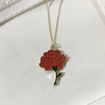 カーネーション　母の日にも　　ネックレス