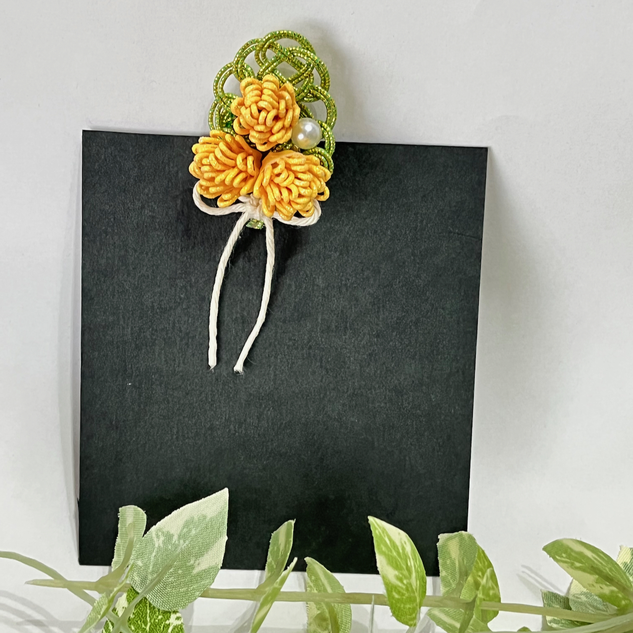 ポニーフック「猫とミモザ」手刺繍 刺繍キット】ミモザ手刺繍ブローチ You Tube動画付き（刺繍