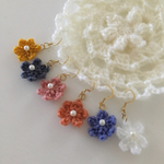 シンプル可愛い♡色とりどりなお花のピアス