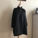 フレンチリネン黒で作ったギャザーフリルチュニック