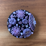 ビーズ刺繍くるみボタン（ヘアゴム/ブローチ）