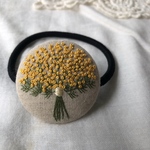 ミモザブーケ 刺繍ヘアゴム/ブローチへヘアゴム可能