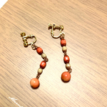 桃色サンゴとヴィンテージ チェコのピアス②