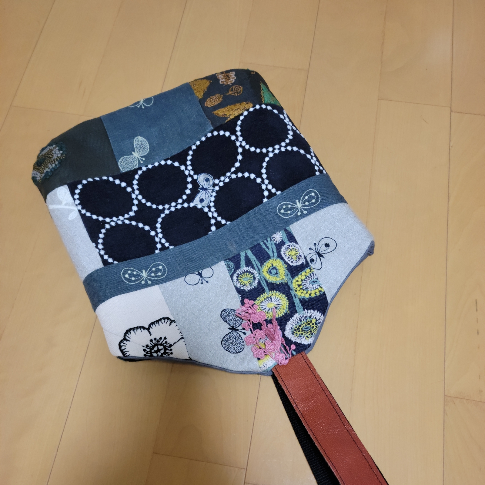 ミナペルホネン生地を使用したハンドメイドがま口バック | minne 日本 ...