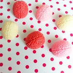 ✩送料無料　６個入　キモカワ脳みそパーツ　色彩屋吉宗