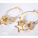 キラキラ星屑フープピアス