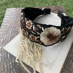 再販🎶インド刺繍リボン　カチューシャ