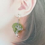 （送料無料)カエルピアス①　※マスクチャーム・イヤリングに変更可能