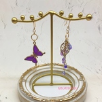 蝶 と ビーズ の 藤の花 の ピアス / イヤリング / マスクチャーム 〜 紫 〜
