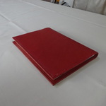 B-6サイズ用革のノートカバー　レッドの近いエンジ