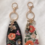 刺繍リボン♡キーホルダー   (ブラック)