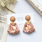 インド刺繍　刺繍リボン　タッセル　ピンク　ブラウン　ゴールド　フラワー　イヤリング　＊　お洒落　結婚式　ウェディング　お呼ばれ　華やか　プレゼント　プチギフト　